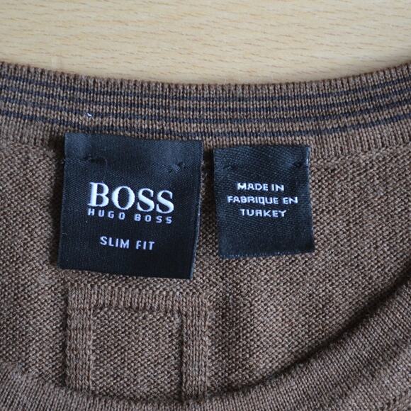 Hugo Boss Wool Crewneck Sweater Size XL Brown - Picture 3 of 4